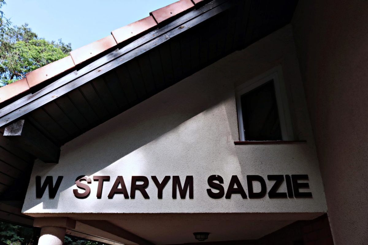 W starym sadzie